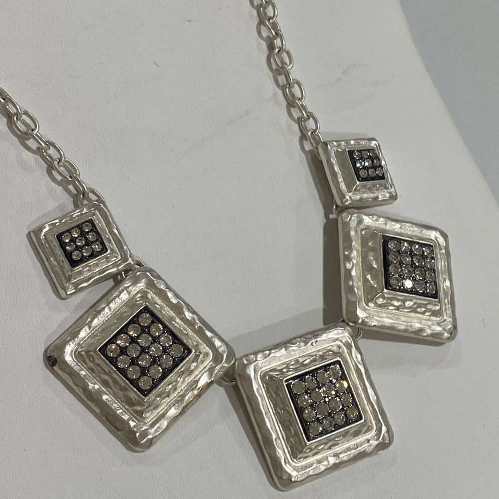 132. NWT PURE  NECKLACE & EARRINGS SET